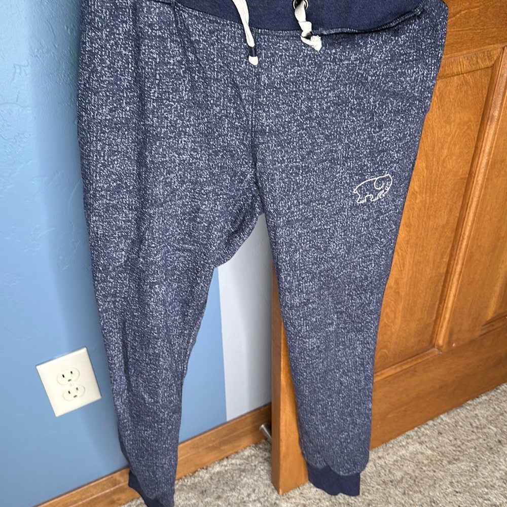 Ivory Ella joggers with back pocket and cuffed bottoms